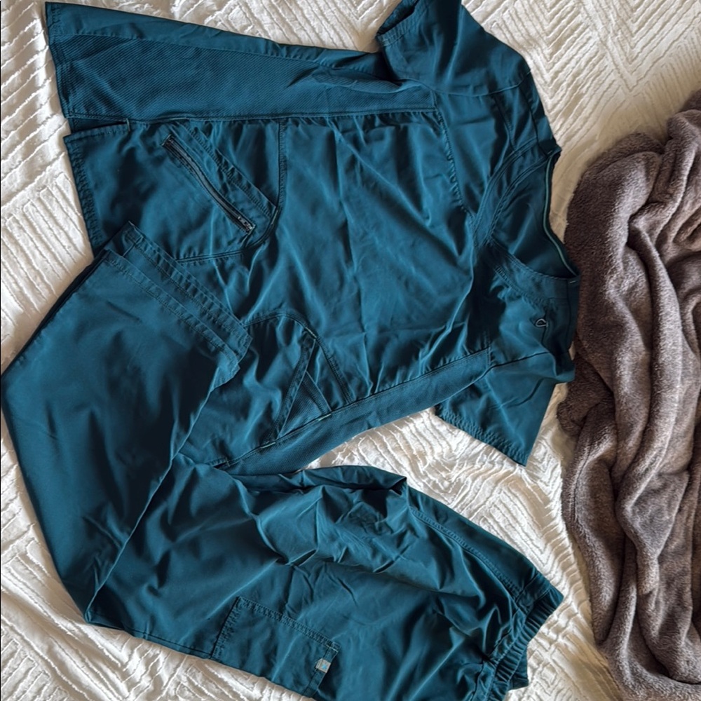 Scrubstar Women's Teal Scrub Set